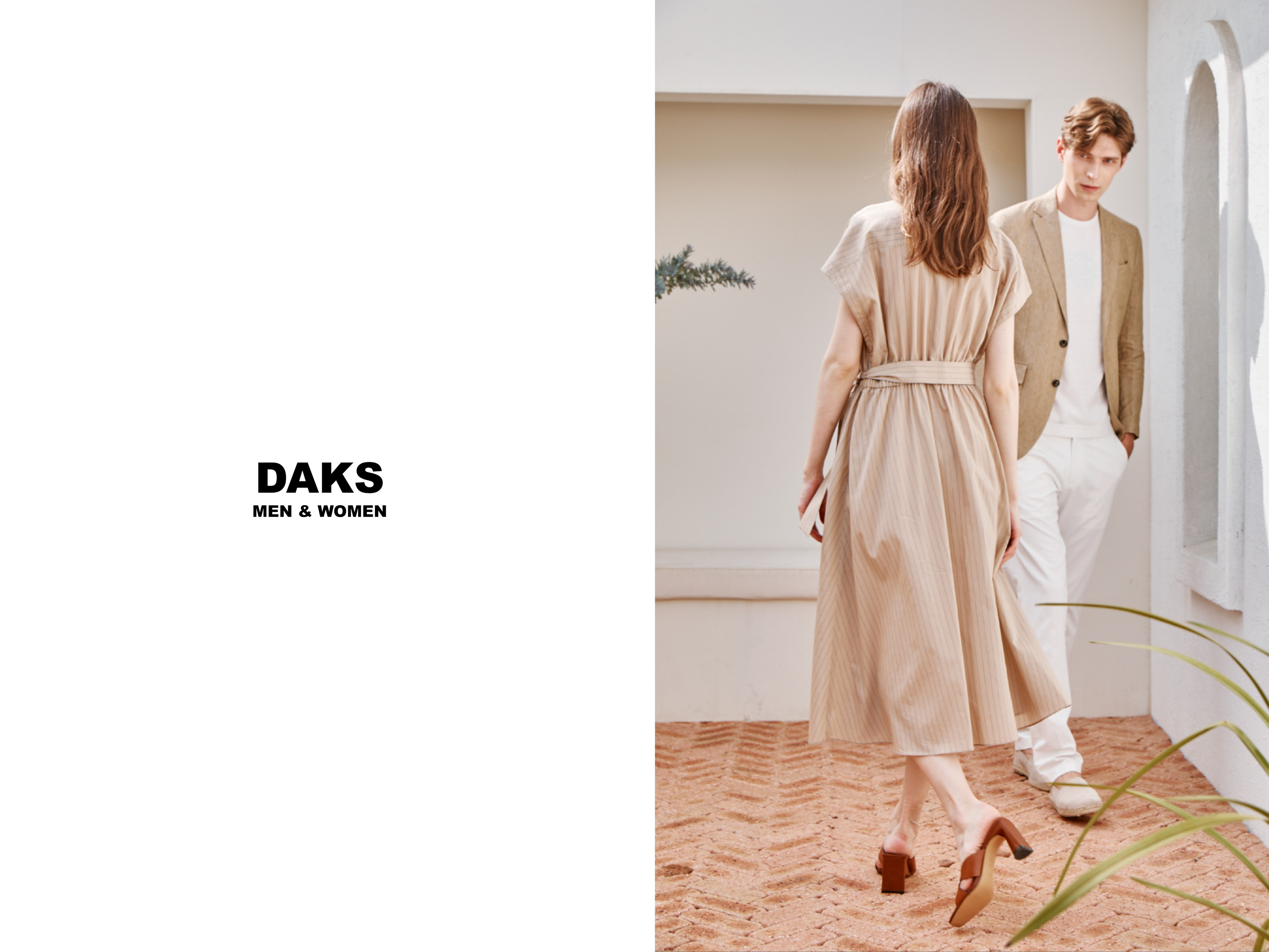 DAKS